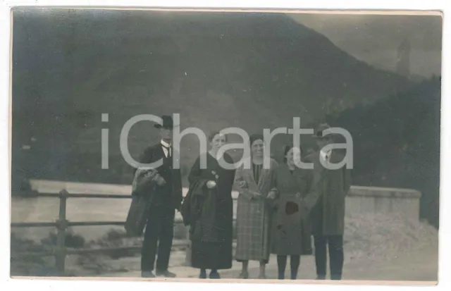 1925 TOLMINO (SLOVENIA) Gruppo di famiglia - Foto anonima 14x9 cm