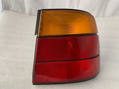 Luce Posteriore Destra BMW 520i 5er e34 63211384012 HELLA 03-1993 