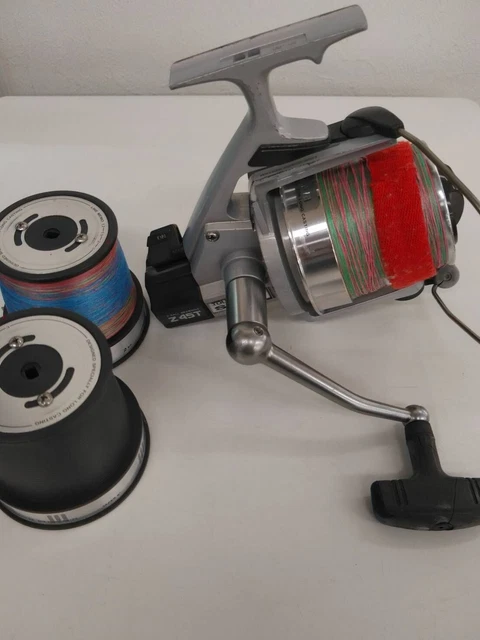 リール TOURNAMENT SURF Z 45 II PE 2-200 Daiwa Tournament Surf 45 05PE