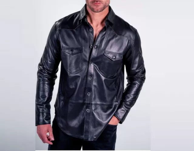 Nouvelle chemise pour hommes en cuir noir. Véritable chemise en cuir de...