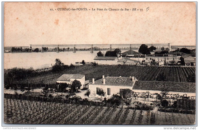 33 CUBZAC LES PONTS - vue eloignee sur le pont du chemin de fer