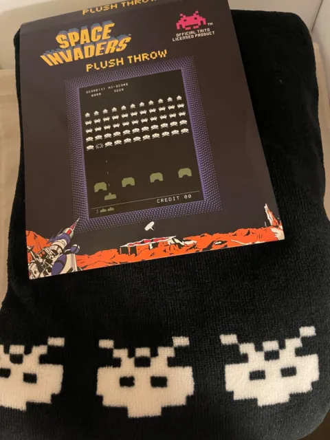 Space Invaders Arcade Game Plush Throw Blanket-New