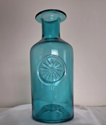Teal Blue Daisy Flower Hand Blown Glass 9.75" Vase Vintage Unmarked Poland