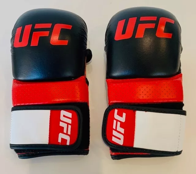 UFC Kombat - MMA Sparring Shooter Gloves For Training Bagwork & Fight S/M