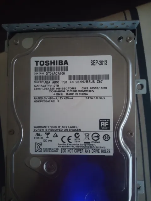 Disque dur Toshiba 3,5" DT01ACA100 1 To SATA 7200 RPM 6 Gbits/s