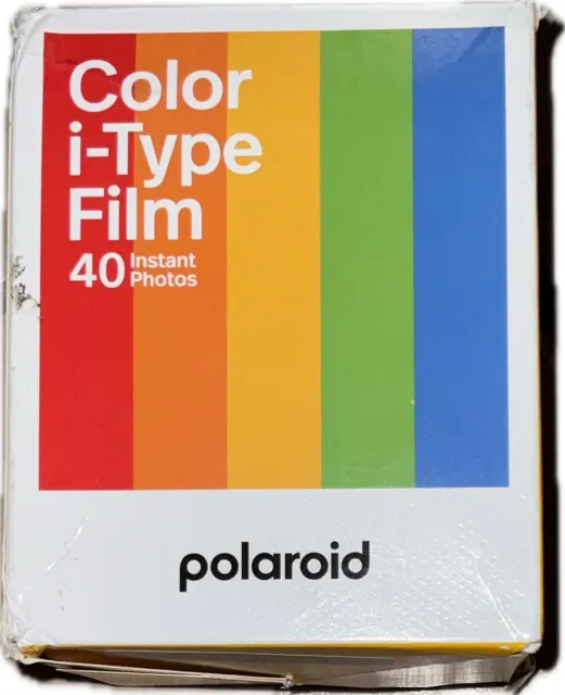 Película a color Polaroid tipo I 40 hojas caja dañada