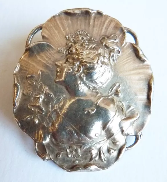 Médaillon Broche clip metal bijou ART NOUVEAU Modern Style vers 1900 brooch