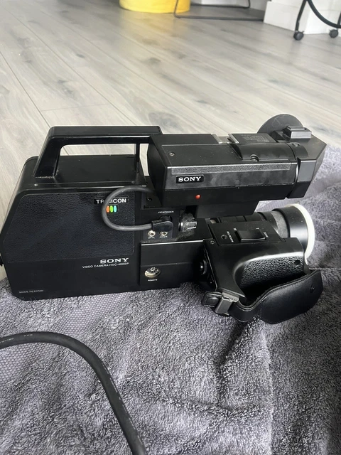 SONY HVC-4000P TRINICON Video Camera Retro Vintage With Case £65.00 ...