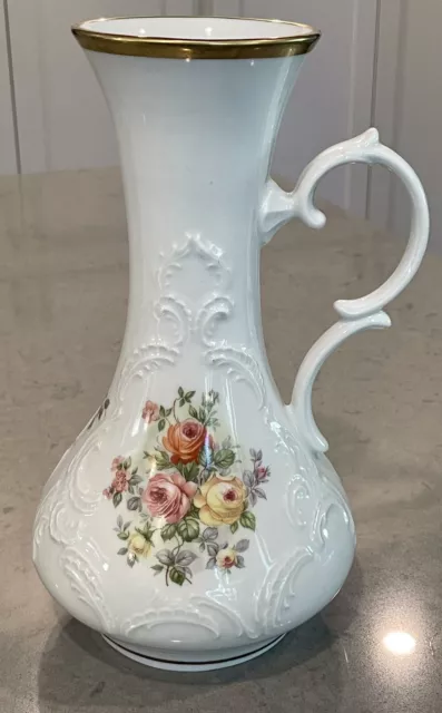 Vintage Royal Porzellan Bavaria KPM Germany Handarbeit White Floral Vase Pitcher