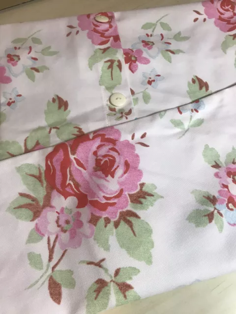 Ikea Cath Kidston Rosali Blumenkissen/Kissenbezug mit Knöpfen 39x68cm NEU