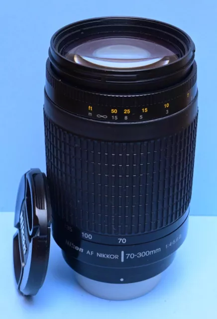 Nikon AF Nikkor 70-300mm 1:4-5.6g zoom lens - lovely Condition for FX & DX