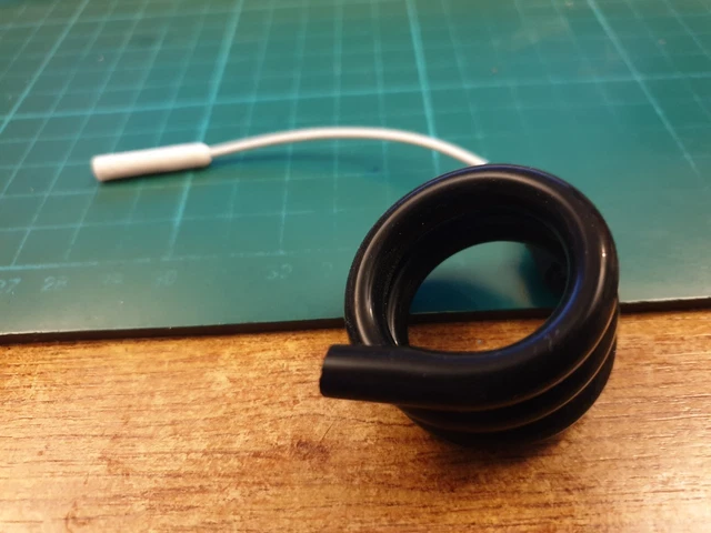 Gomma Elettricamente Conduttiva: Agente ESD Per Migliorare Durabilitá, Il Colore, L'elasticità - Foto 2