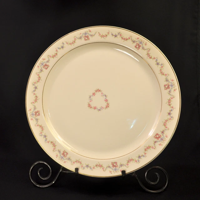 Syracuse China O.P.Co. Arcadia 12 1/2" Round Chop Plate Old Ivory USA 1949-1960
