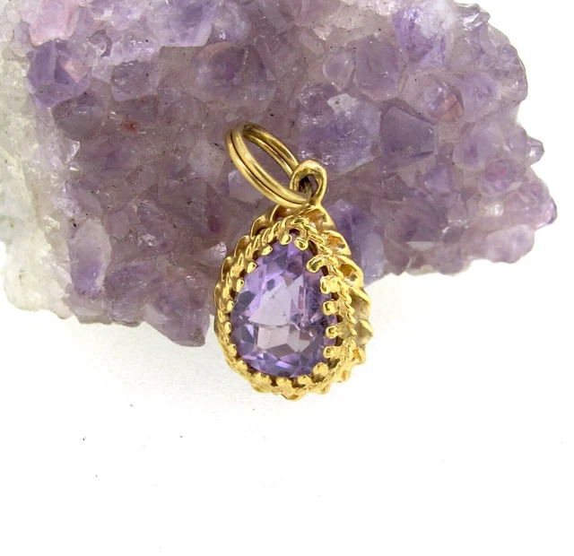 Vintage 14k Yellow Gold Tear Drop Amethyst Pendant
