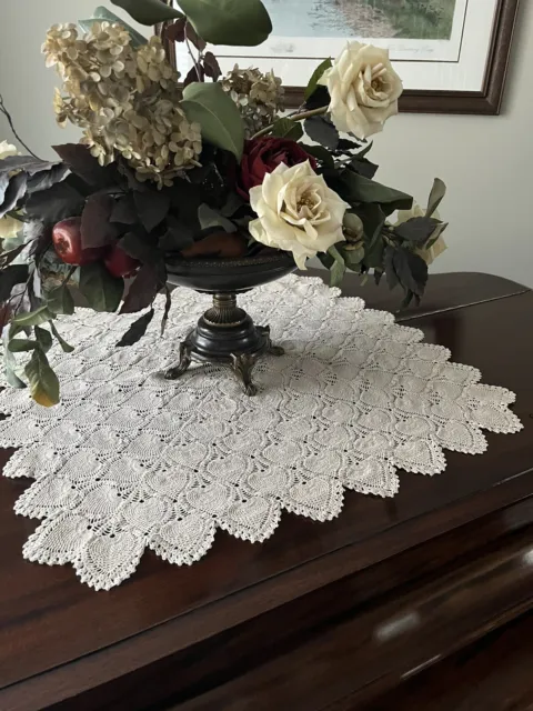 Vintage Hand Crochet Doily Table Topper Sofa Antimacassar Pineapple Pattern