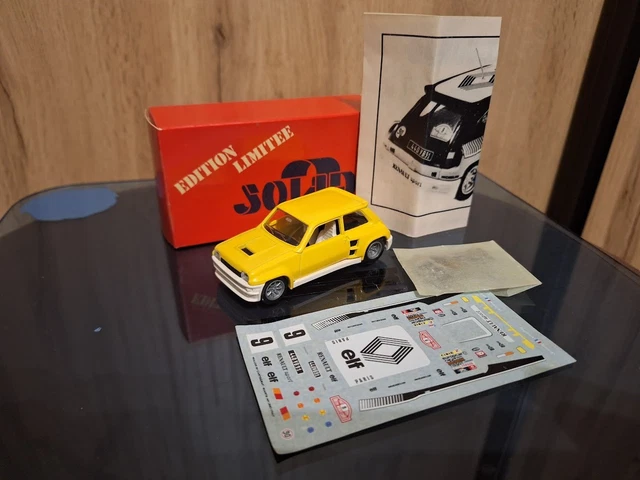 COFFRET GENDARMERIE RENAULT Trafic + Renault 21 Nevada 1/43 Norev