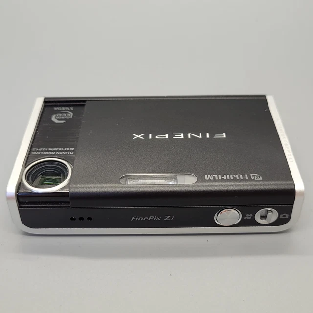 Fujifilm FinePix Z1 5,1 megapixel fotocamera digitale compatta testata nera 11