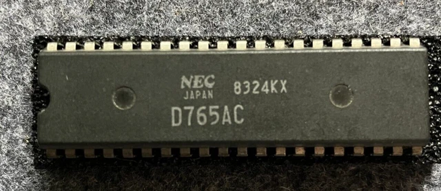 NEC µPD765AC D765AC Floppy Disk Controller DIP40