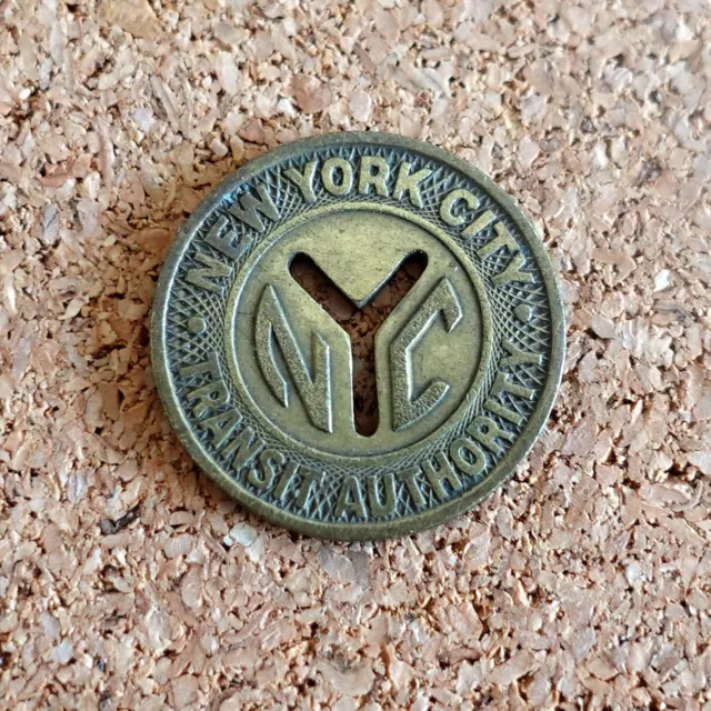 Token vintage de la autoridad de tránsito de la ciudad de Nueva York bueno para una tarifa