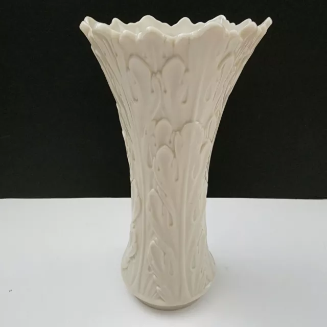 Lenox Woodland Collection 8-1/2” Vase Embossed Leaf Ivory Porcelain