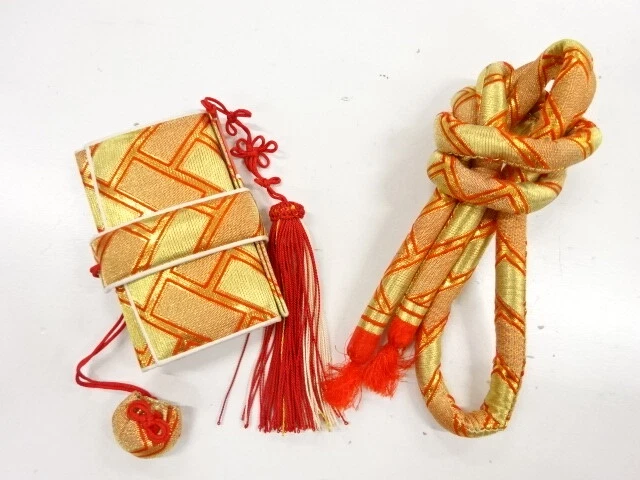 6184141: Japanese Kimono / Antique Hakoseko & Marukuge Set / Woven Higaki Patter