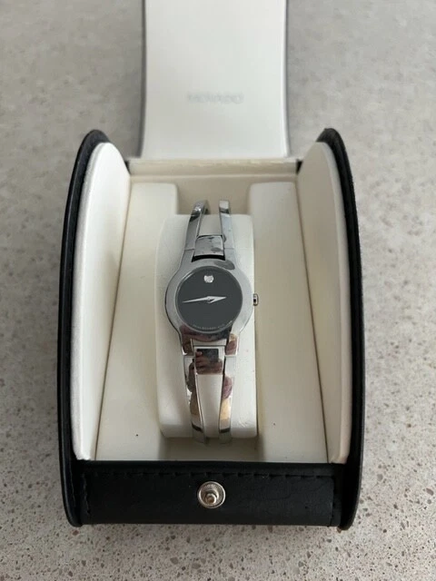 OROLOGIO MOVADO AMOROSA 84 E4 1842 Quadrante Nero Donna Cristallo Zaffiro 24mm