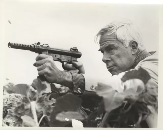 Lee Marvin pointing machine gun Prime Cut 1972 Original 8x10 Photo