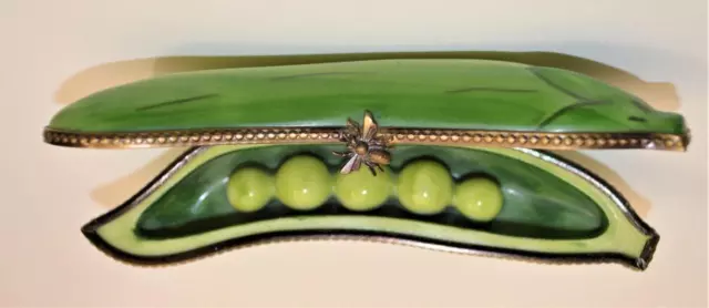 Vintage LIMOGES France Signed by G. RIBIERRE Green PEAPOD w 5 Peas Trinket Box