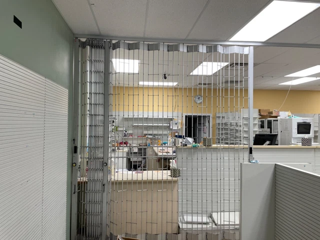 side folding grille security gates for storefront- stacking grille closure