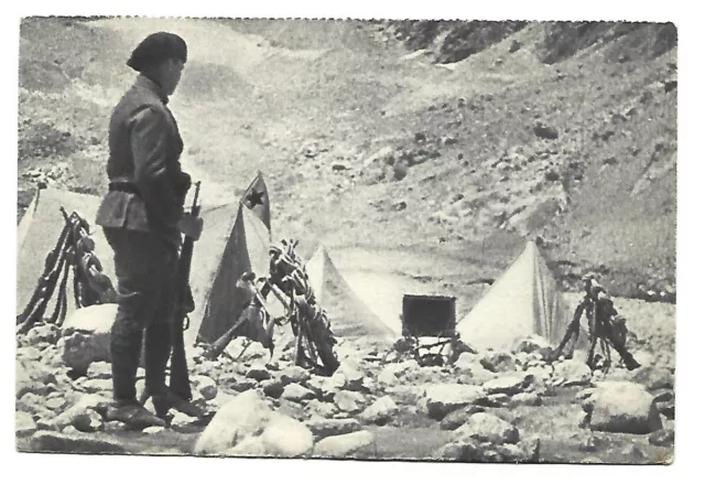 Militaire  Bivouac En Montagne  Chasseurs Alpins