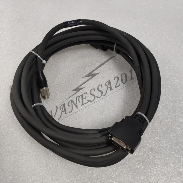 1PCS Gebraucht CA-CH3 (3M) KEYENCE