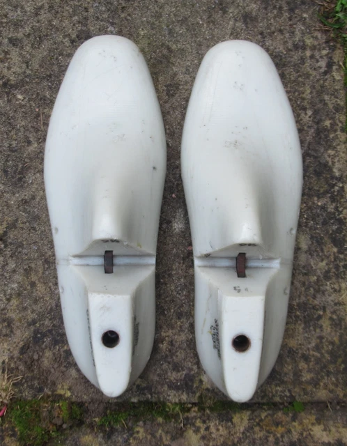 Spring Line Lasts PAIR PLASTIC SPRING Line Shoe Lasts Size UK 9.5 9 1/2 £16.00 - PicClick UK