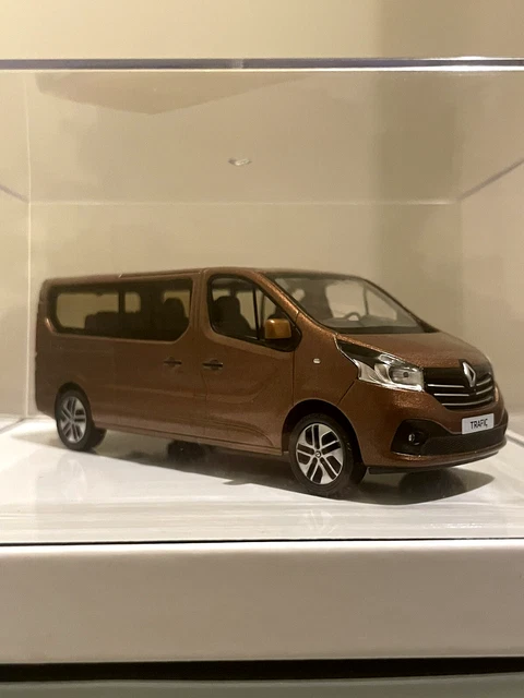 Depanneuse 1 43 DS 7 E-Tense 4X4 360 Türkiye'de Satışa Sunuldu Boite Vitrine 1 43