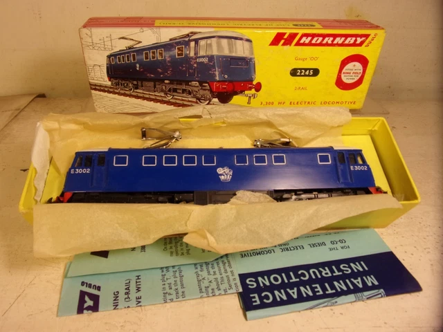 Hornby Dublo - 3245- 3300hp Bo-Bo Electric Loco E3002-3 RAIL-superb/boxd c1965 2