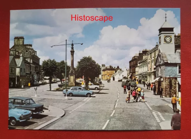 Postcard Unused The High Street Moffat Dumfries Scotland