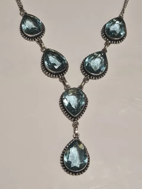 925 Silver BLUE  TOPAZ  necklace. 18 inch Beautiful! PRETTY! SMART.    (2656)