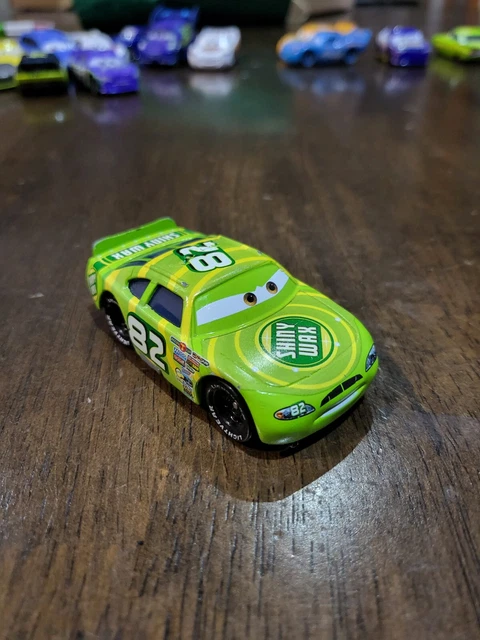 Mattel Cars – Mini Auto Die-Cast – Shiny Wax N°82