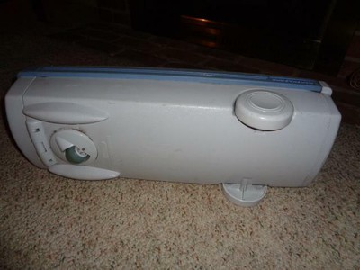 Electrolux Ambassador Model C101J Canister Vacuum w/ Power Nozzle, Attachments 9