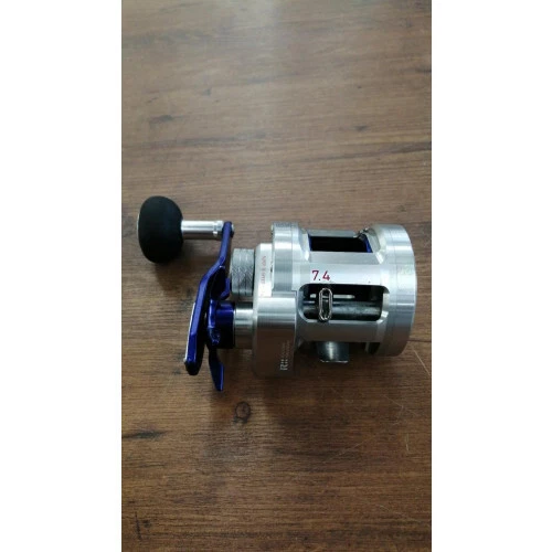 DAIWA RYOGA BAY JIGGING C2025PE-SH Double Spindle Reel USED B 