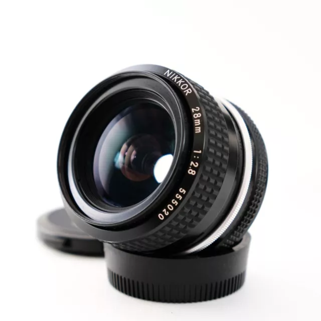 Nikon Nikkor 28mm F/2.8 - manual Ai lens made in Japan