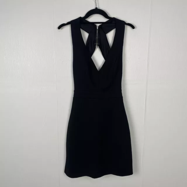 Lulus Women’s NWT Black Fit Flare Sleeveless Skater Mini Dress Size Small.