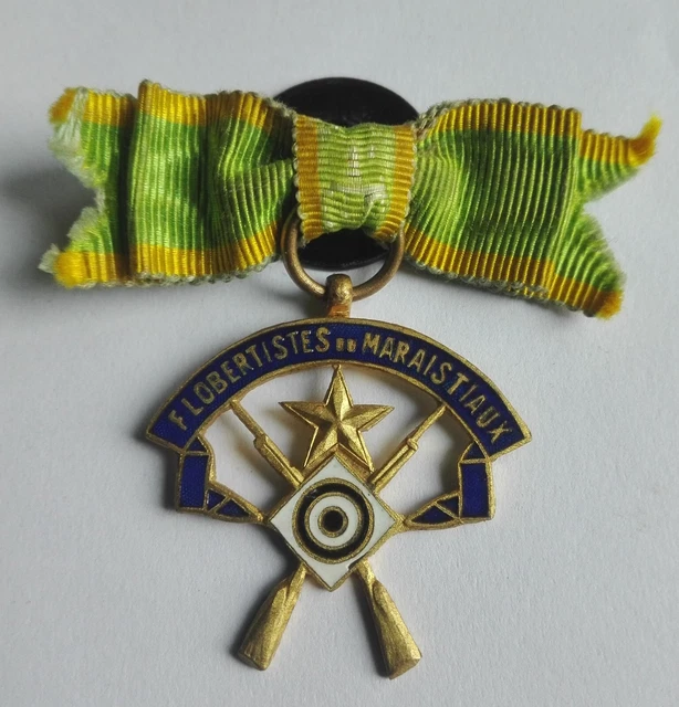 Alsace Direct Militaria - Insigne de tir H.J., émaillé. RZM M1/25