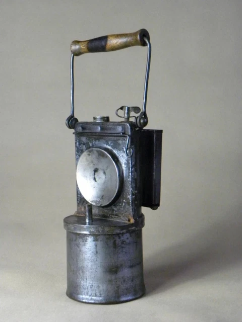 Ancienne lampe de mineur à carbure STELLA – modèle italien – début XXe - Collection