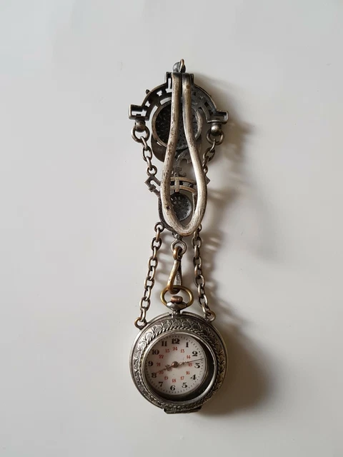 Montre à Gousset (châtelaine) Avec Porte-ciseaux - Cadran Gris - Boîtier Argenté - Style Classique - Occasion Très Bon état