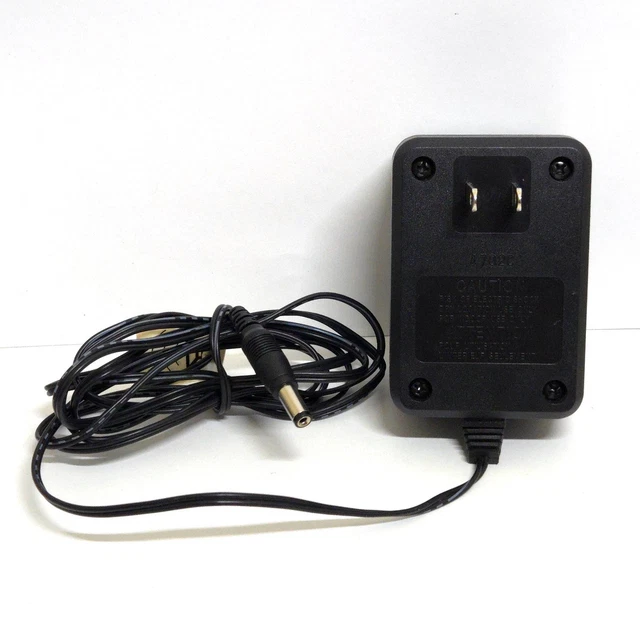 Universal Netzteil 24V 2A – Netzkabel 1,5m, 5,5x2,1mm, Für TV-Box, LED-Streifen, Router, Kameras