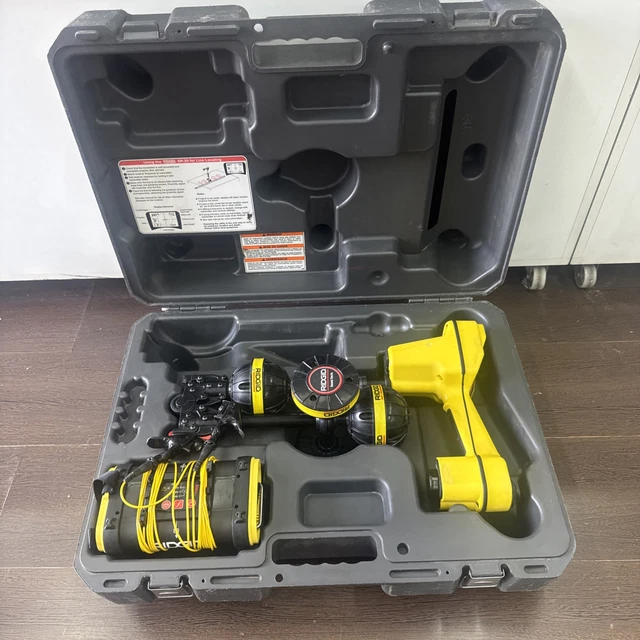 Utility Locater Rigid RIDGID SEEKTECH SR-20 Utility Locator With Ridgid ST-305 Transmitter ...