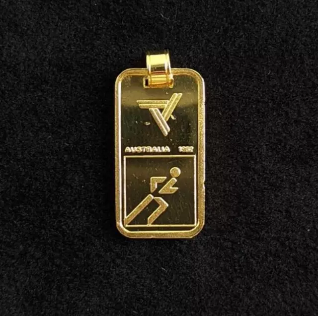 Fine Silver 999 Bar Ingot Pendant Running 1982 Commonwealth Games Gold Plated