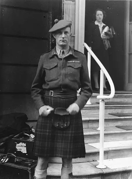 SCOTTISH SOLDIER AND Politician Fitzroy Maclean 1943 OLD PHOTO £5.27 ...