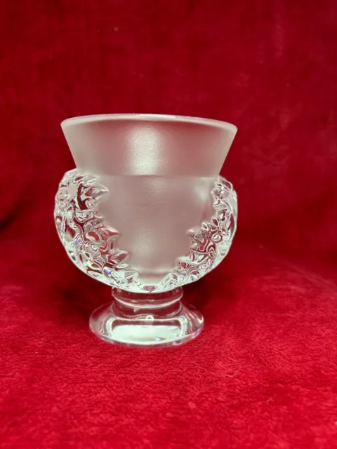 Lalique "St Cloud" Acanthus Leaf Pattern vase, fully signed to base circa 1980