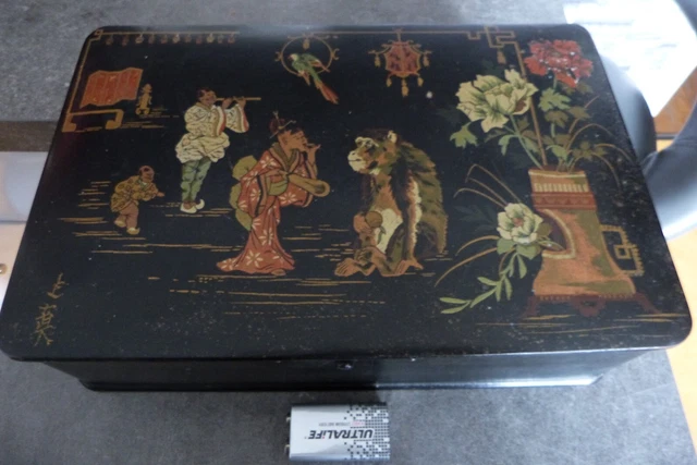 Lot De 2 Boîtes à Musique Vintage En Forme De Piano - Décoration Japonaise - Occasion